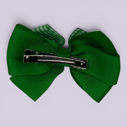 Emerald green gingham pinwheel bow clip on card