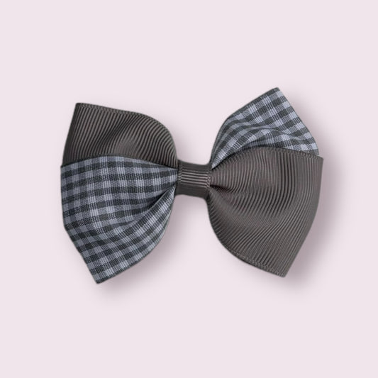 Grey Gingham 3" Twisted Clip