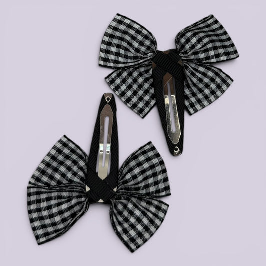 Black gingham butterfly snap clips on card