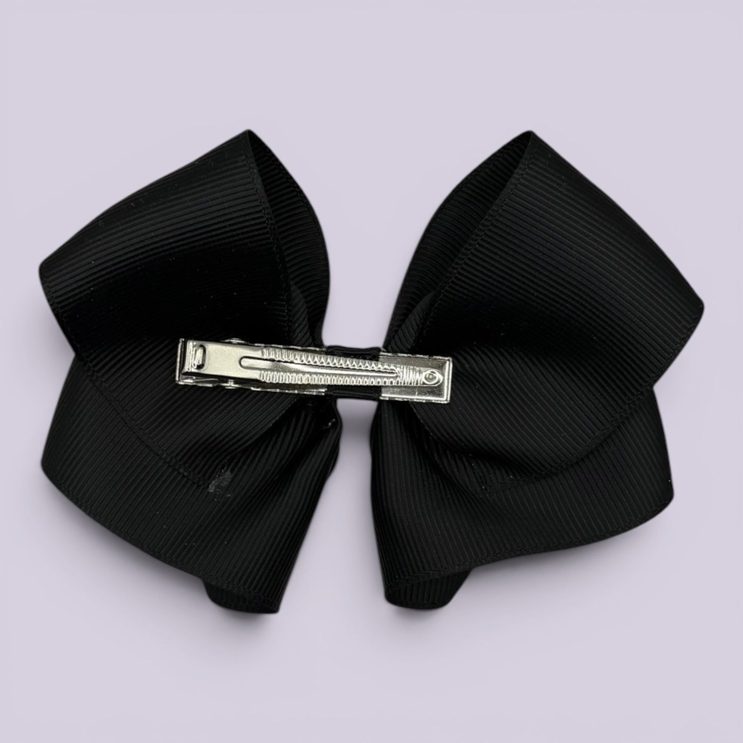 Black bow clip