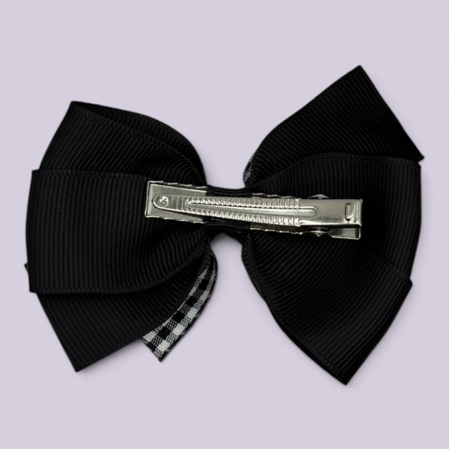 Black gingham pinwheel bow clip on card