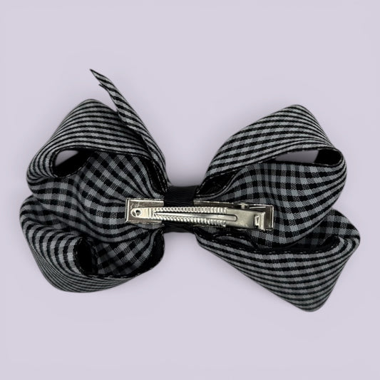 Black gingham large bow clip on card