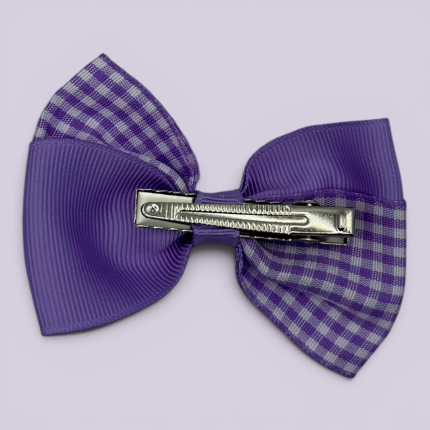 Lilac gingham twisted bow clip on card