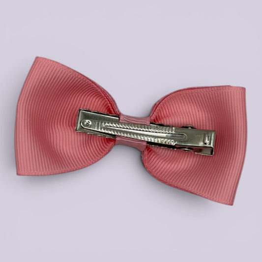 Pink gingham bowtie bow clip on card