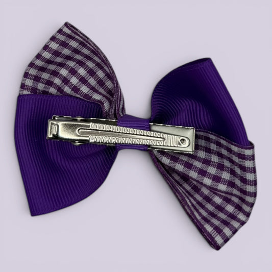 Purple gingham twisted bow clip on card